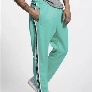 Nike Have A Nike Day Joggers Pants Mens XL